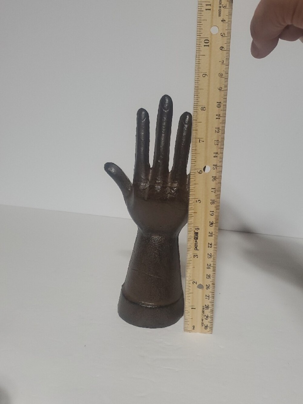 Rustic Look Cast Iron Hand - Picture 4 of 5